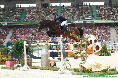 Classic clear leaves Swede in the lead