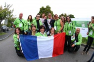 Simon DELESTRE and the volunteers of the Games - ©Frédéric Goualard